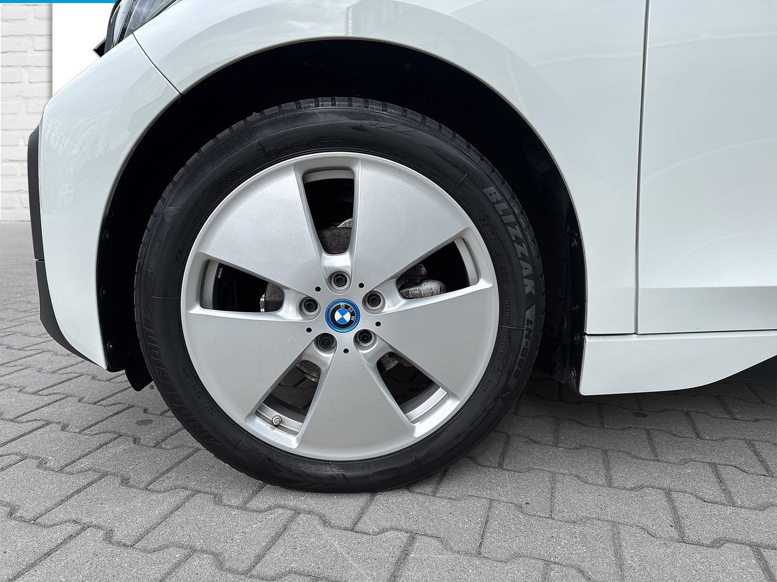 BMW i3 120Ah - Samsaru's Car Outlet
