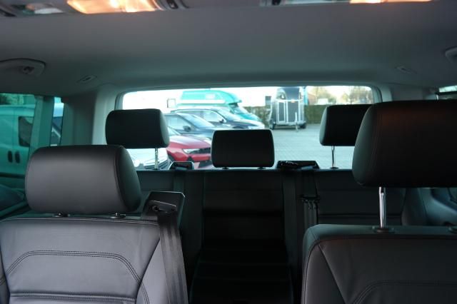Volkswagen T6 Multivan T6 2.0 TDI Multivan - Samsaru's Car Outlet
