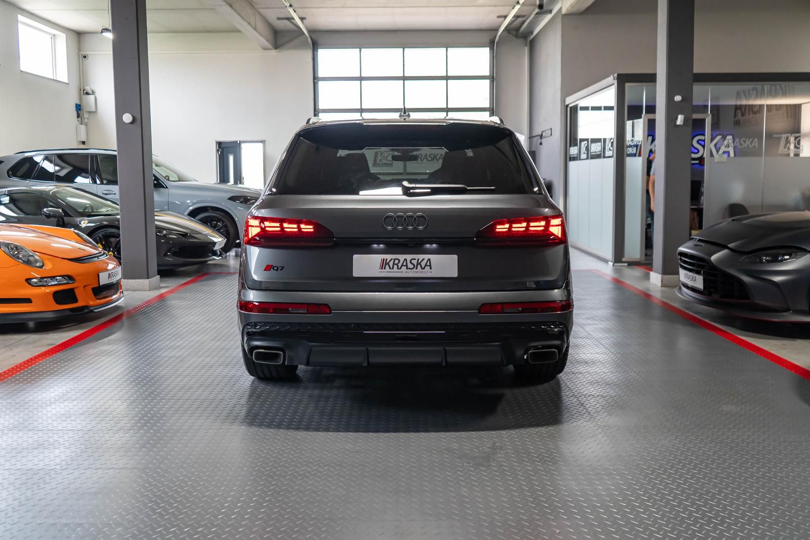 Audi Q7 50 TDI quattro S-line PANO STHZ 7-SITZER ABT