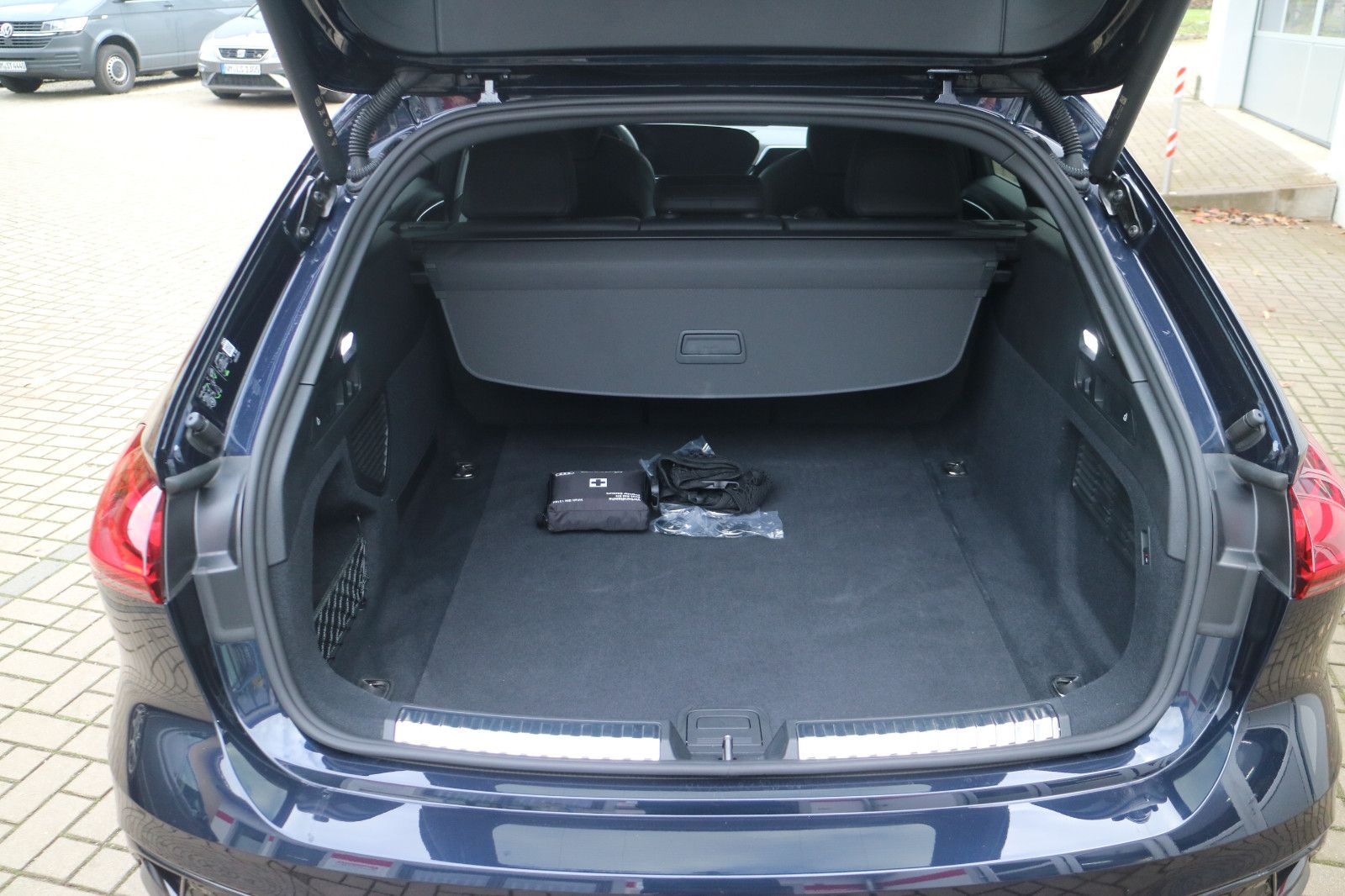Audi A5 Avant 2,0TFSI-Quattro-S-Line-ACC-AHK-
