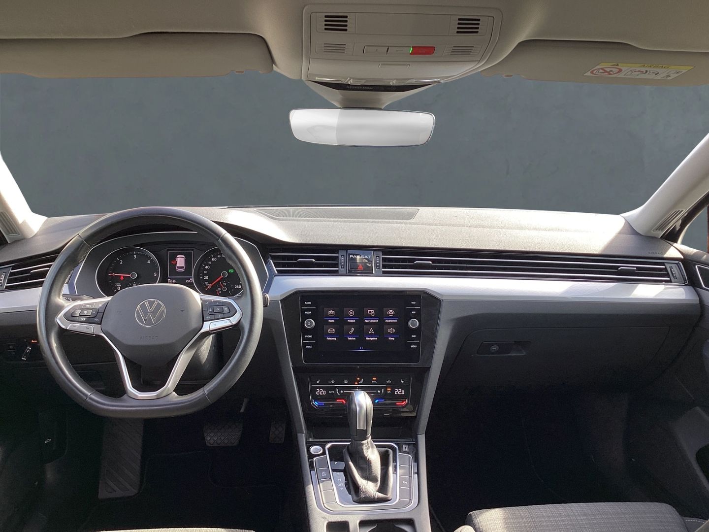 Volkswagen Passat Variant Business 2.0 TDI - Samsaru's Car Outlet