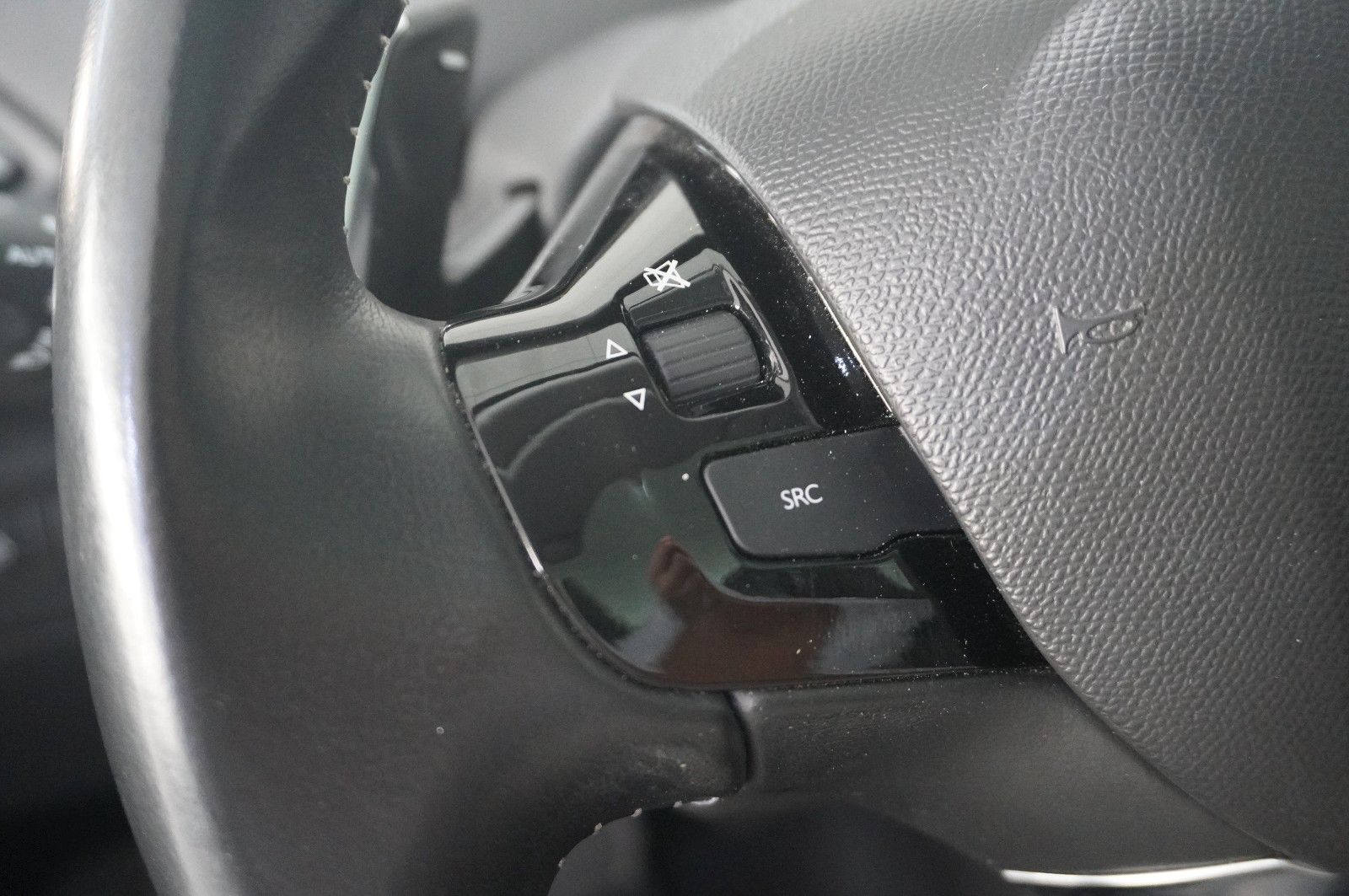 Peugeot 308 SW 1.5D ALLURE BUSINESS - Samsaru's Car Outlet