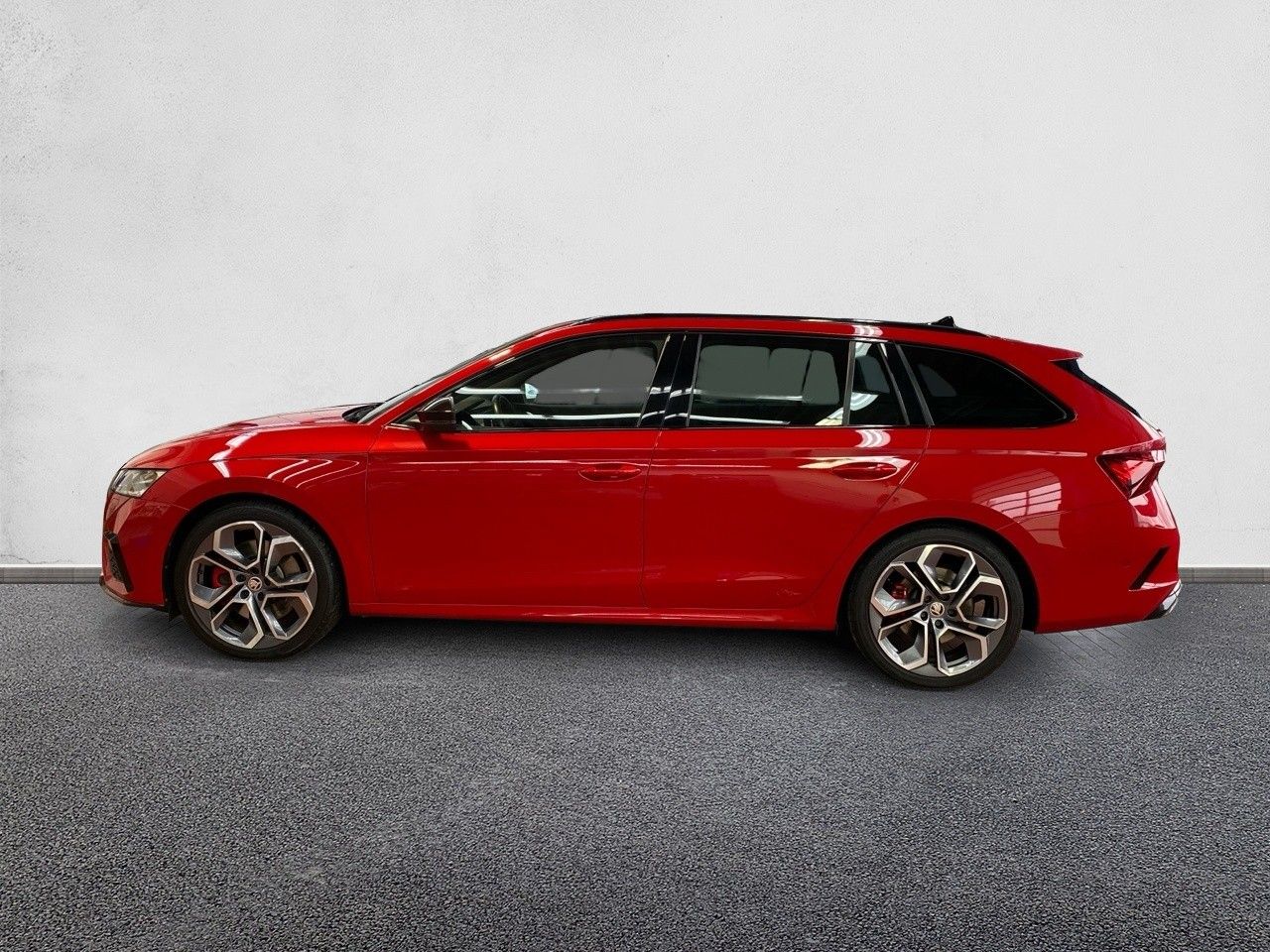 Skoda Octavia Combi RS First Edition - Samsaru's Car Outlet