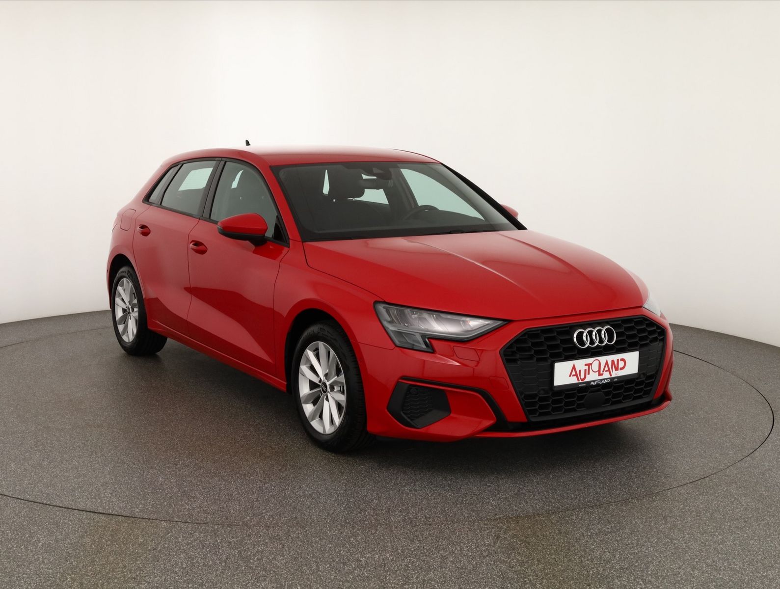 Audi A3 SB 30 TFSI S-tronic - Samsaru's Car Outlet