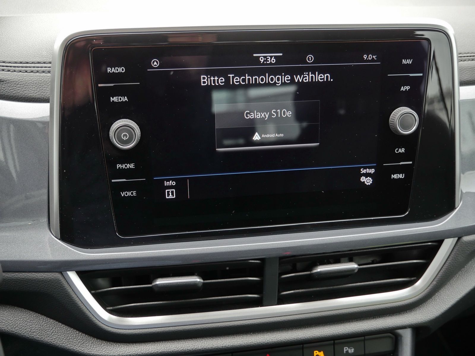 Volkswagen T-Roc Style 1.0 TSI - Samsaru's Car Outlet