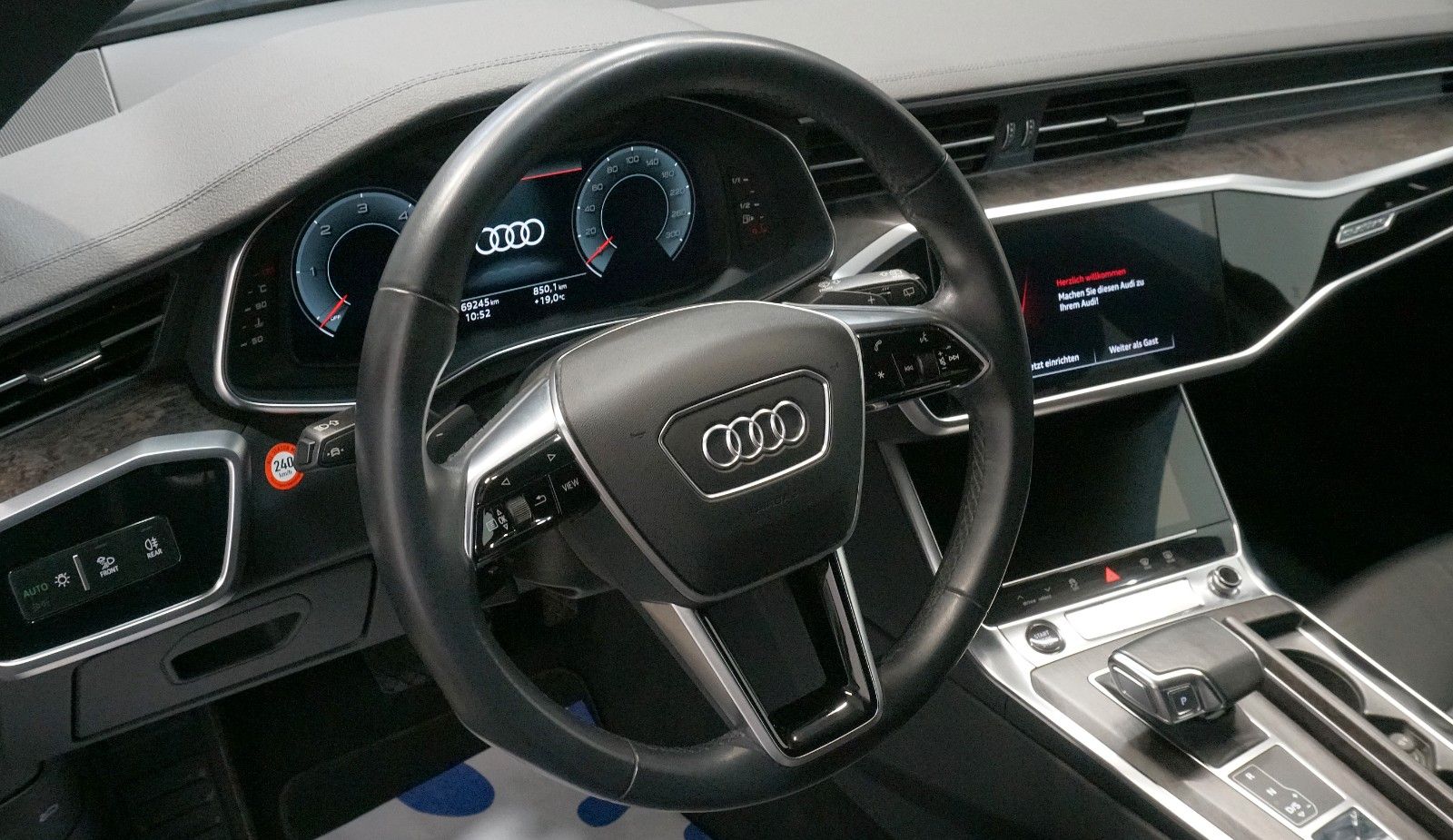 Audi A6 Avant 40 TDI quattro - Samsaru's Car Outlet