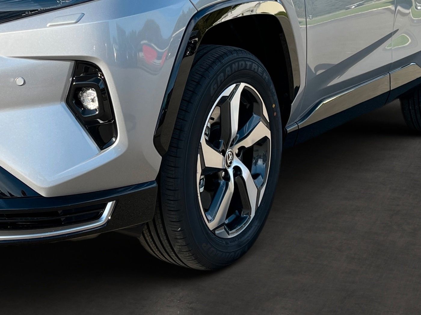 Toyota RAV 4 - 2.5 . 4x4 PlugIn CVT Teamplayer AHK ACC