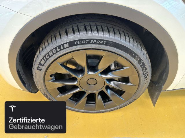 Tesla Model Y Long Range RWD