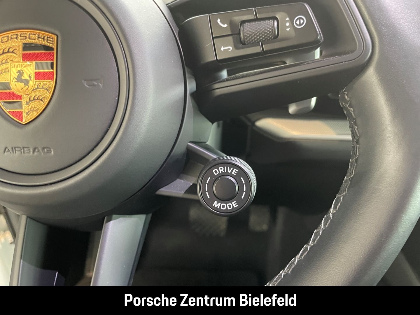 Porsche Cayenne E-Hybrid Panoramadach LED-Matrix BOSE