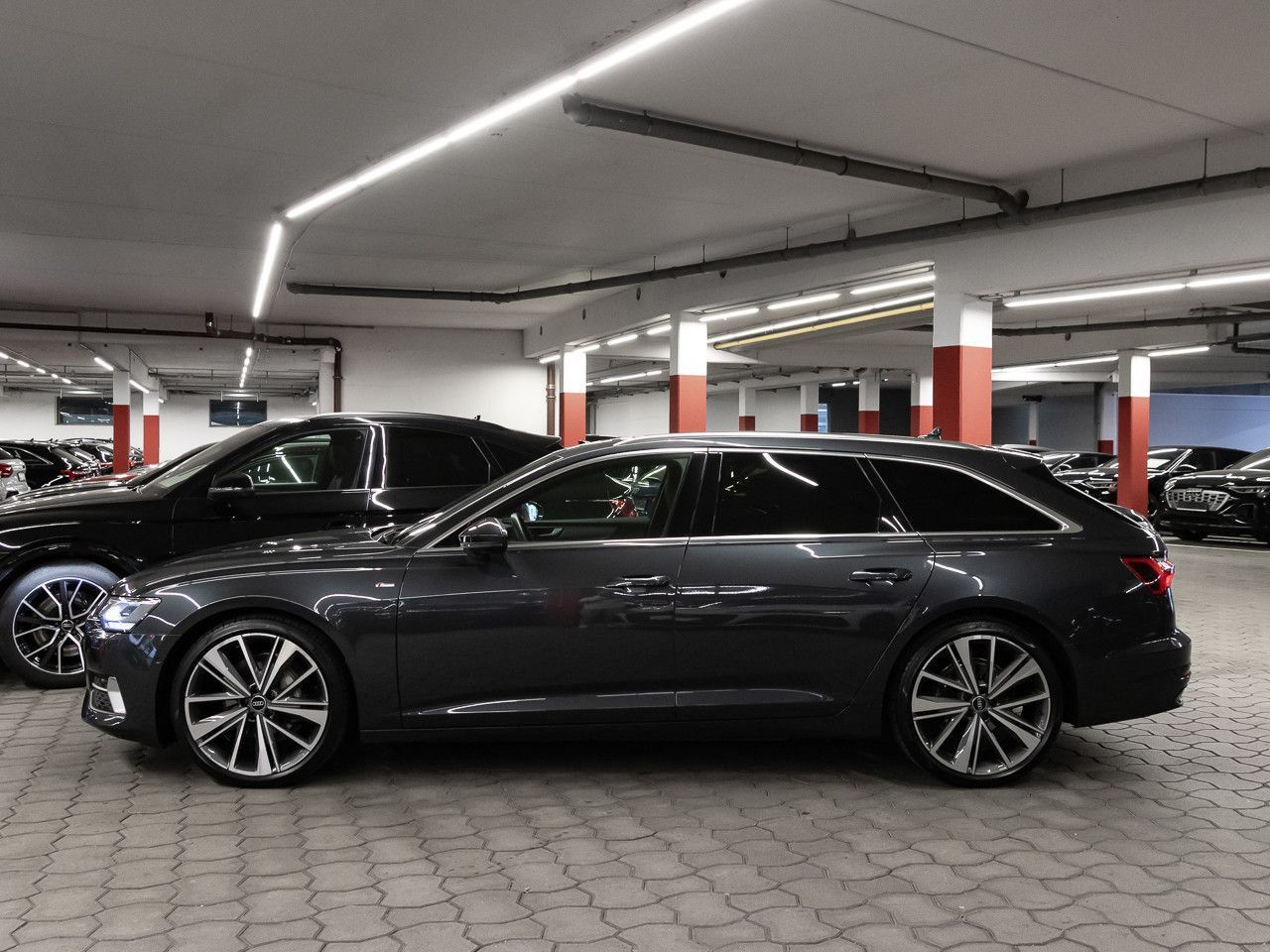 Audi A6 Avant 40 TDI quattro S line AHK Keyless 360