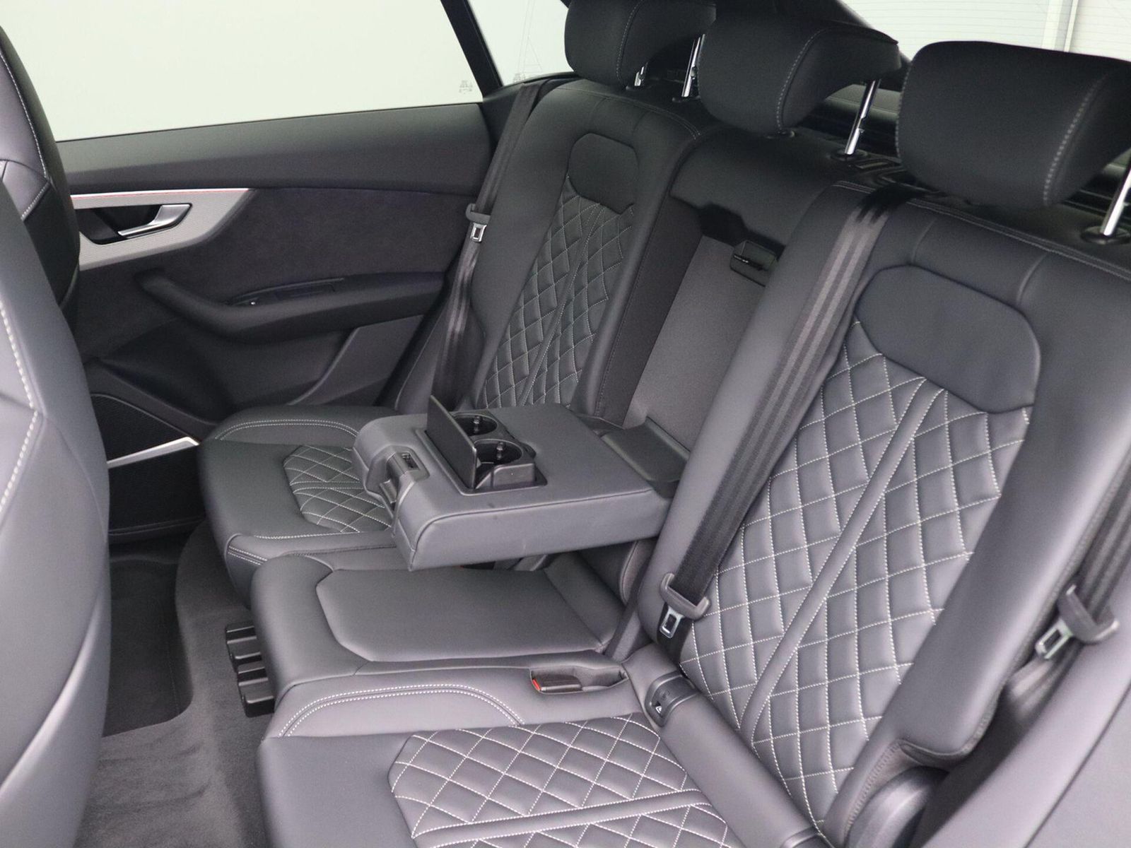 Audi Q8 50 TDI quattro S-Line - Samsaru's Car Outlet