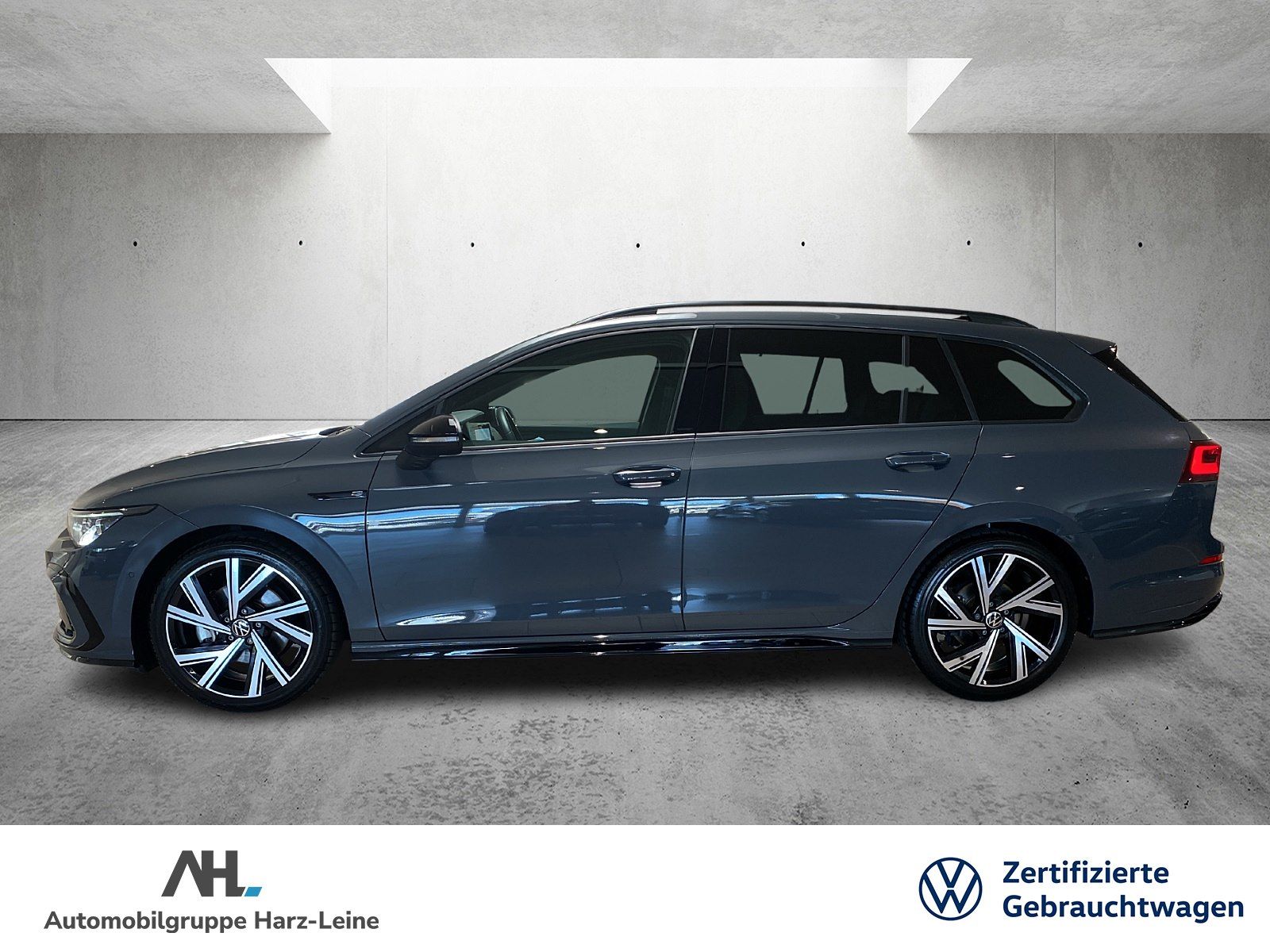 Volkswagen Golf Variant VIII 2.0 TDI R-Line - Samsaru's Car Outlet