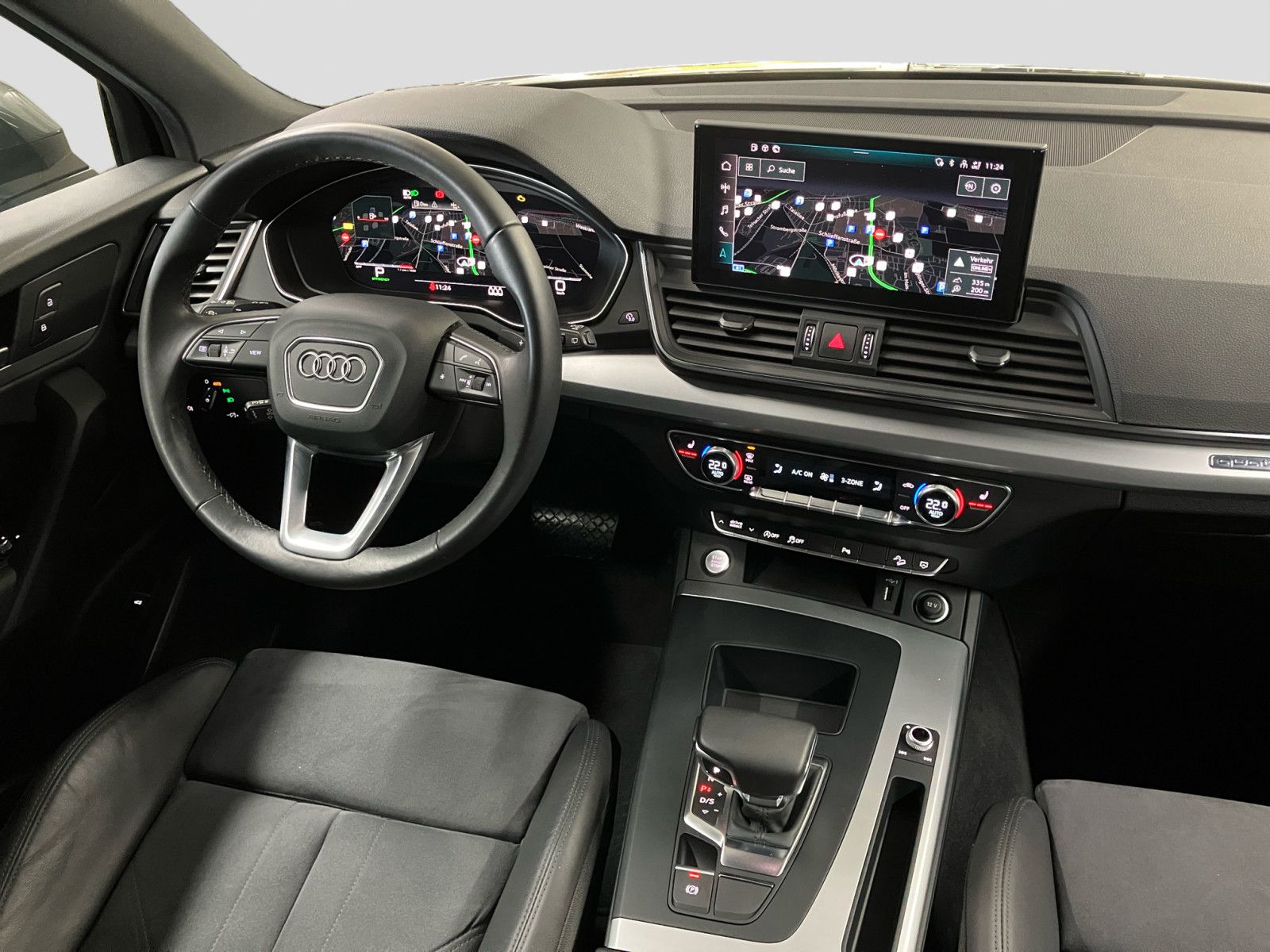 Audi Q5 40 TDI quattro S line - Samsaru's Car Outlet