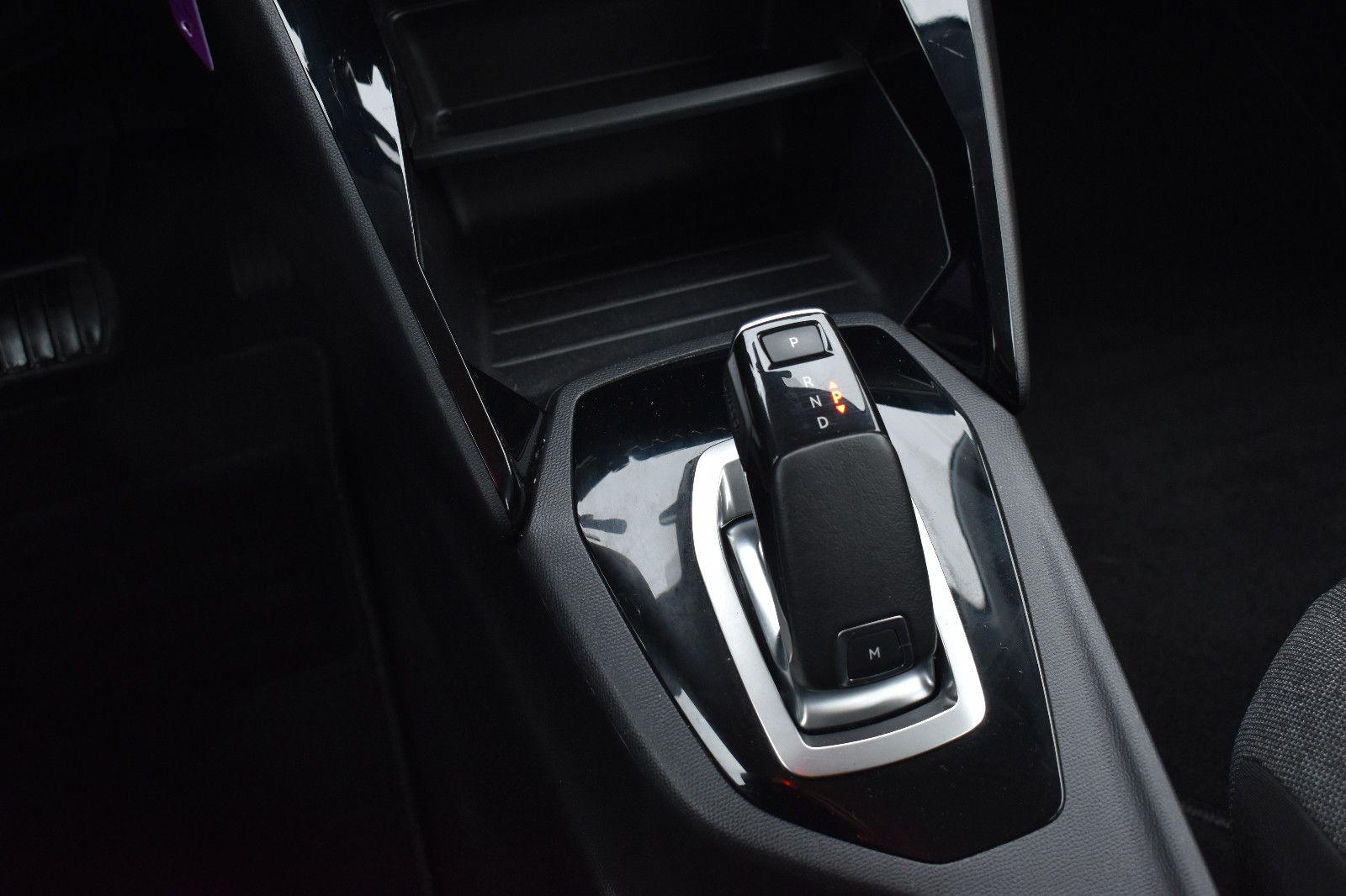 Peugeot 208 ActivePack 100 - Samsaru's Car Outlet