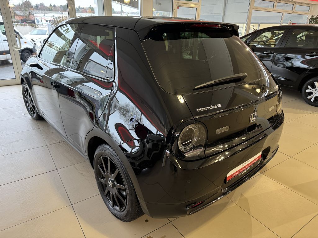 Honda e