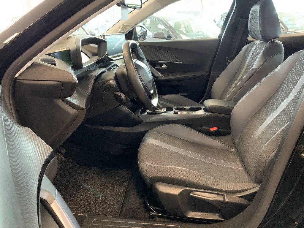 Peugeot 2008 (e-) Allure - Samsaru's Car Outlet