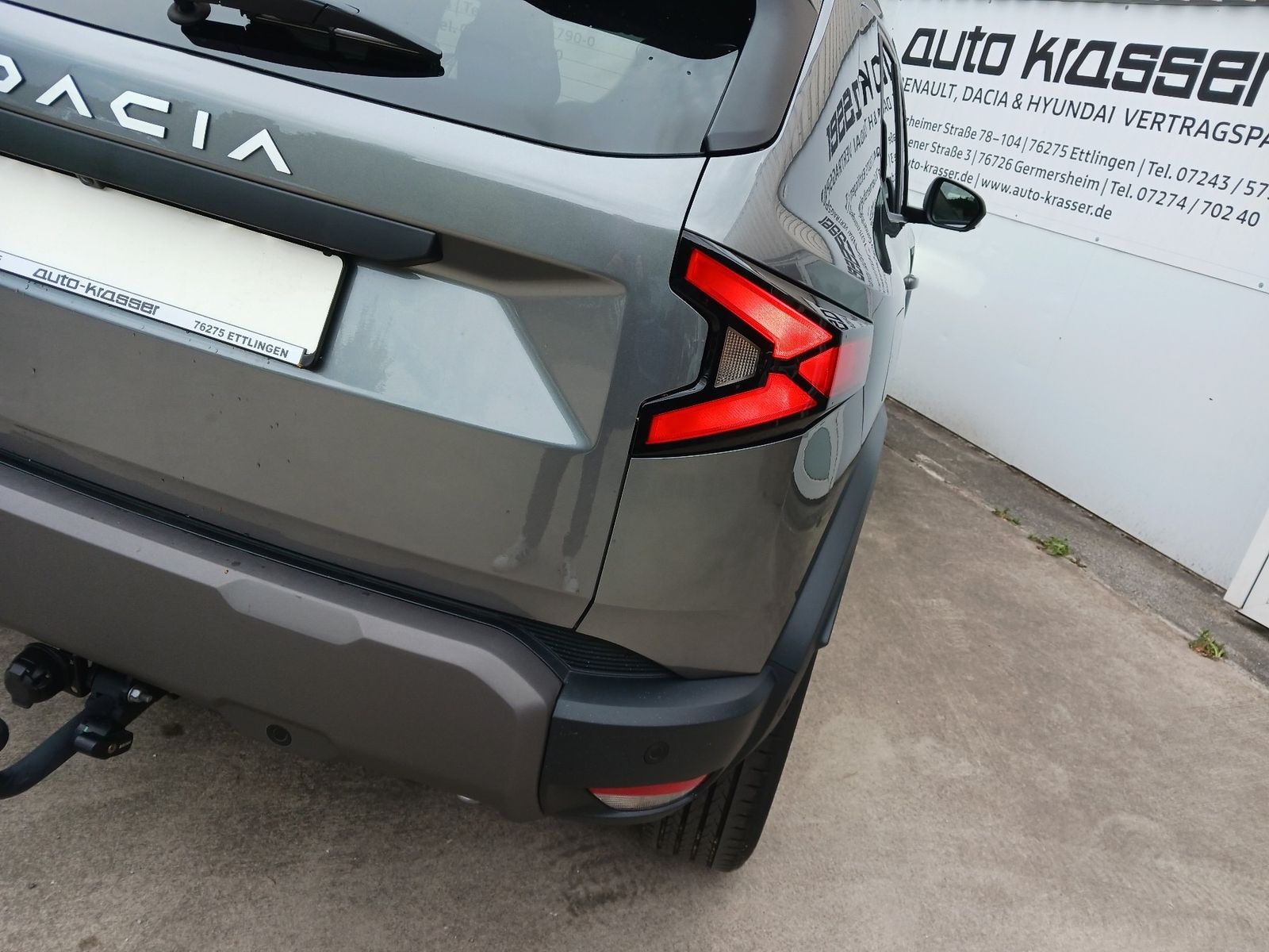 Dacia Duster Journey TCe 130 Mild-Hybrid - Samsaru's Car Outlet