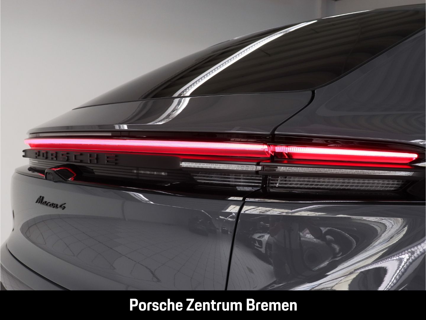 Porsche Macan Electric 4 Bose Matrix LED Panorama 22 Zol
