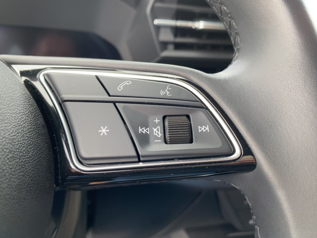 Audi A3 Sportback 35 S-Line *DSG*Lane Assist*LED*Navi