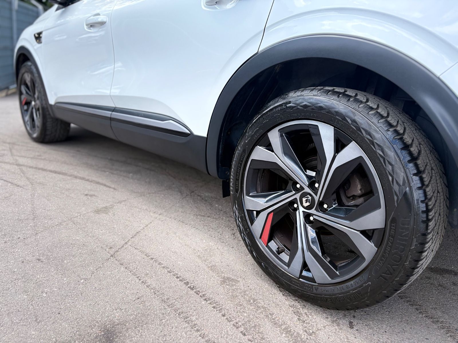 Renault ARKANA RS-LINE - Samsaru's Car Outlet
