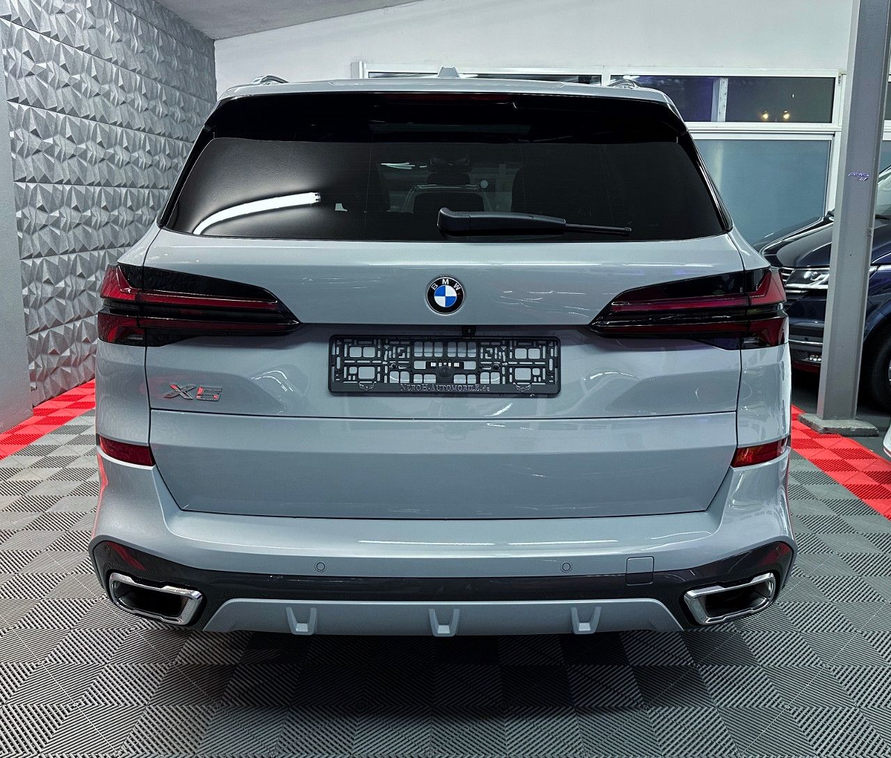 BMW X5 30d xDrive M Sport,Luftfa.,7Si.,Panorama,AHK