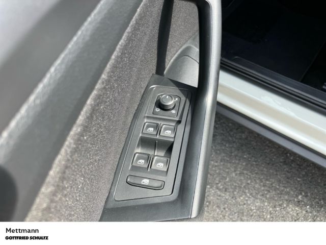 Volkswagen T-Roc 1.0 TSI - Samsaru's Car Outlet
