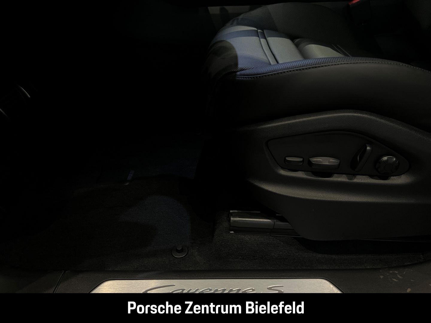 Porsche Cayenne S E-Hybrid BOSE Sportabgasanlage LED