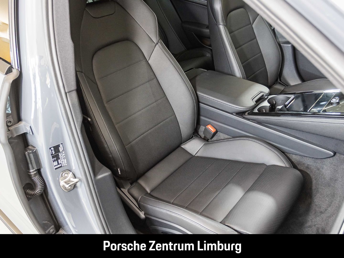 Porsche Panamera 4 E-Hybrid BOSE LED-Matrix