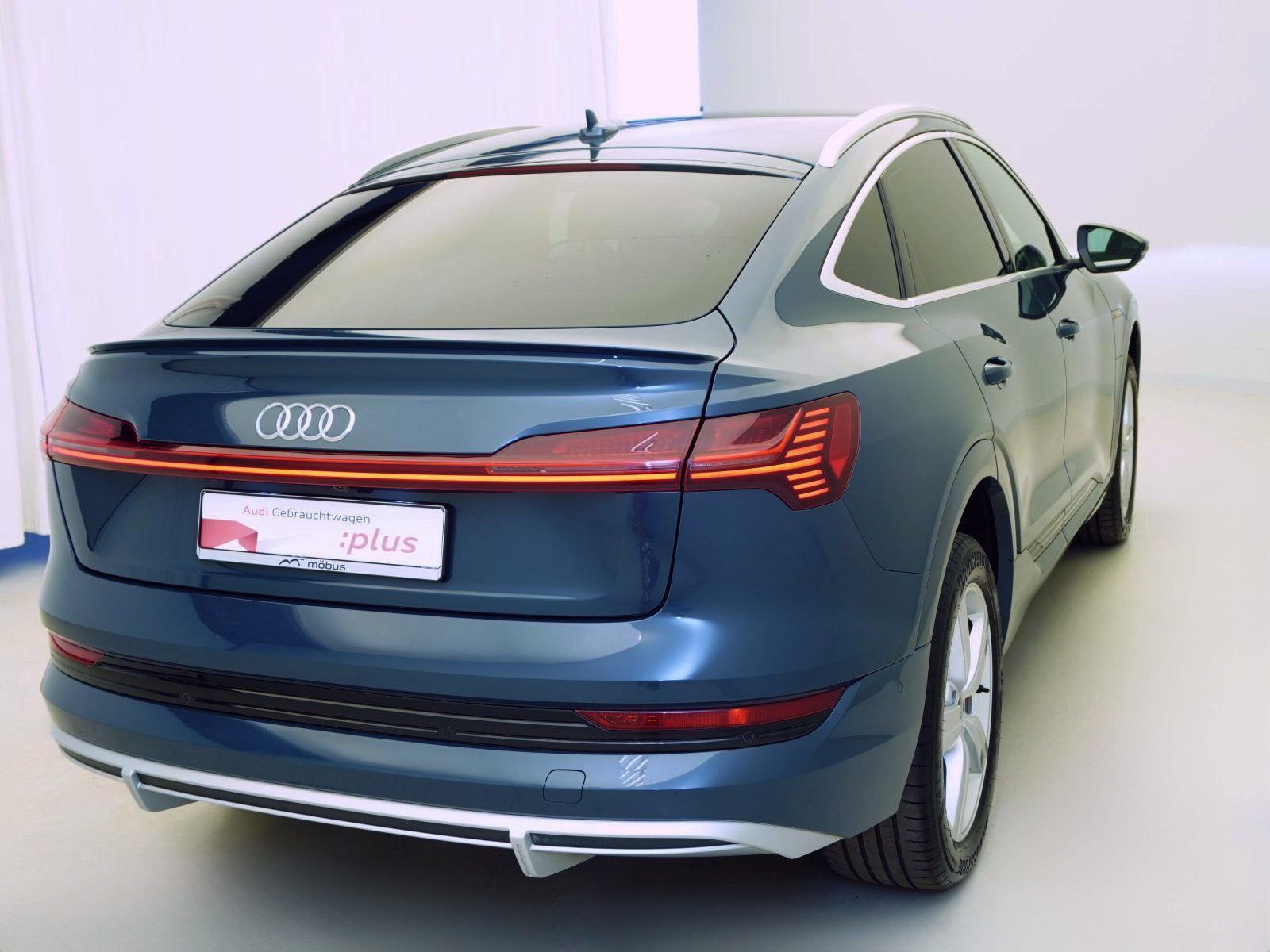 Audi e-tron Sportback 50 qu*S-LINE*MATRIX*HUD*AHK*NAV