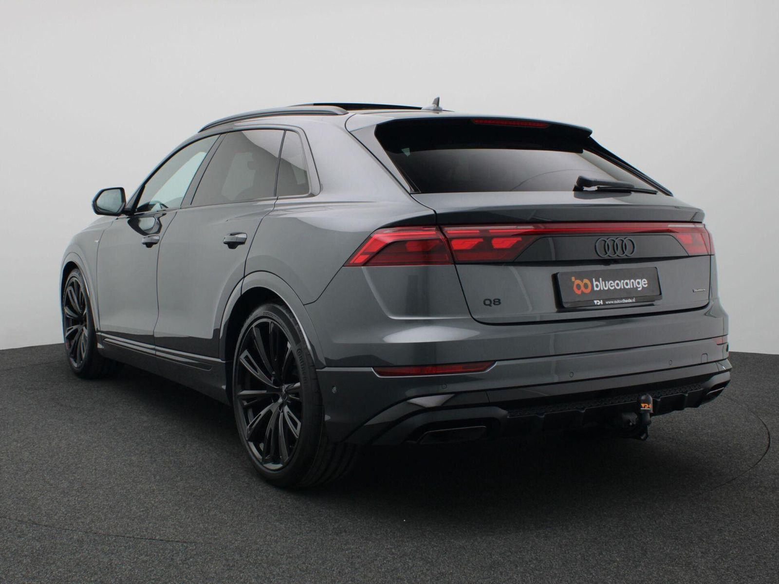 Audi Q8 50 TDI quattro S-Line - Samsaru's Car Outlet