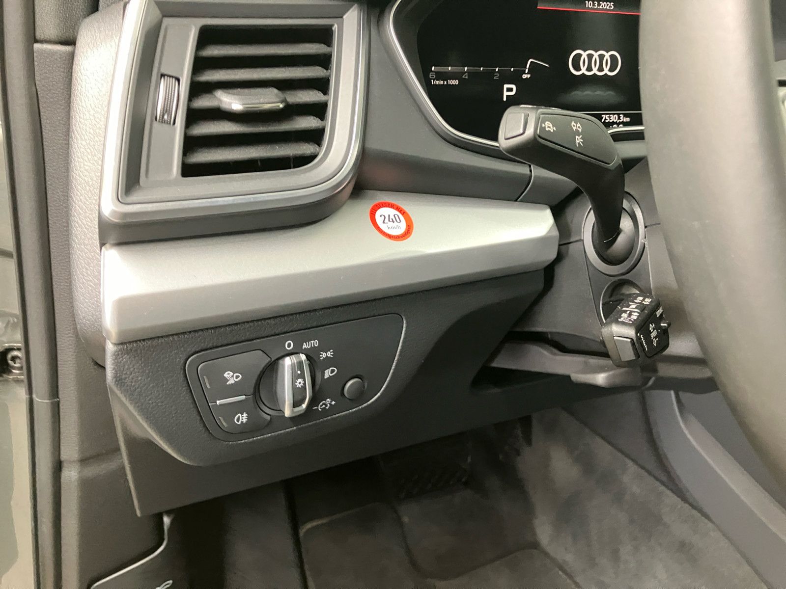 Audi Q5 40 TDI quattro S line - Samsaru's Car Outlet