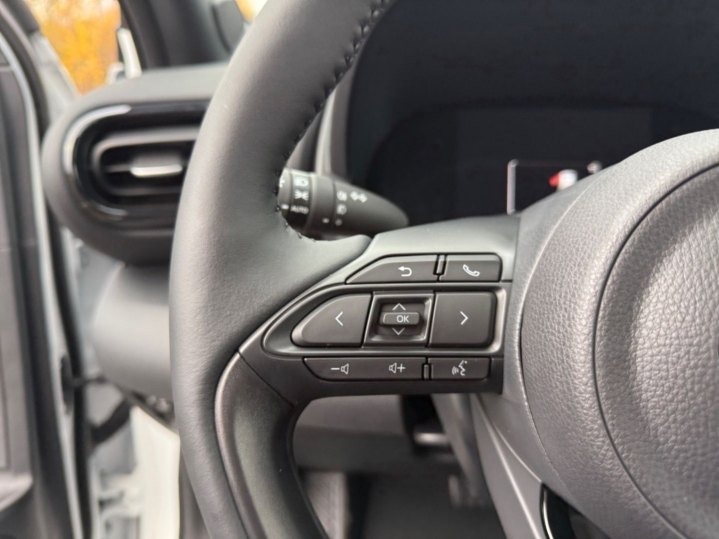 Toyota Yaris Cross Hybrid 130 1.5 Black&White *CAM*ACC*