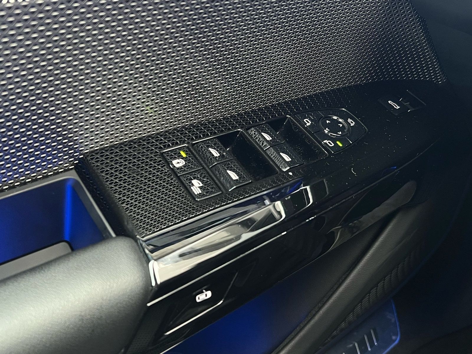 BMW 740d xDrive M Sport SkyPano DA/PA Prof Standhz.
