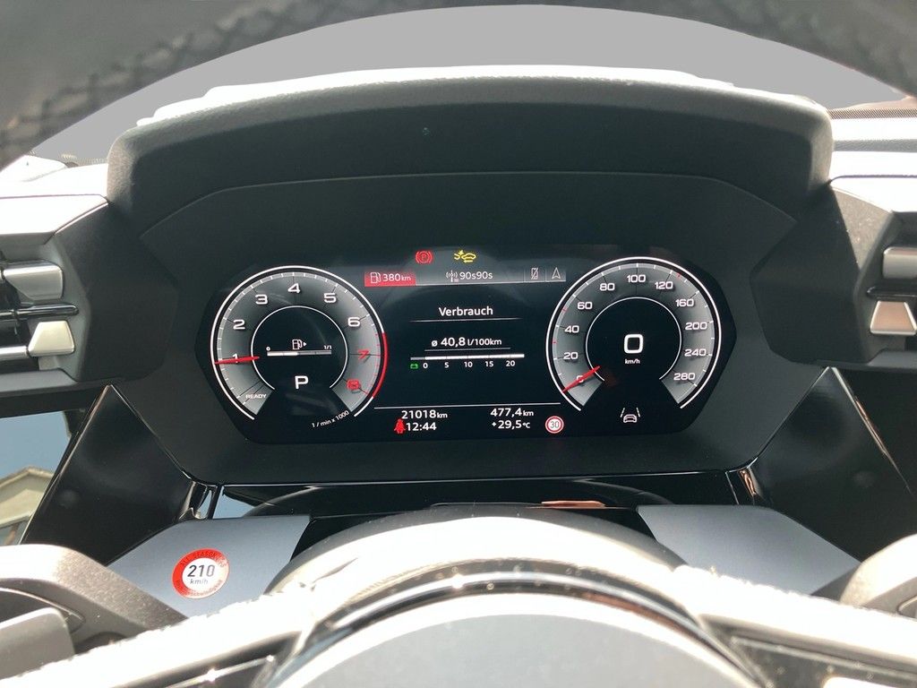 Audi A3 Limousine 30 TFSI S tronic advanced - Samsaru's Car Outlet