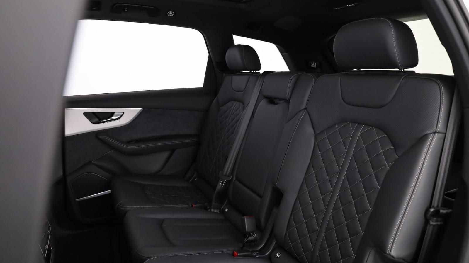 Audi Q7 50 TDI quattro S line