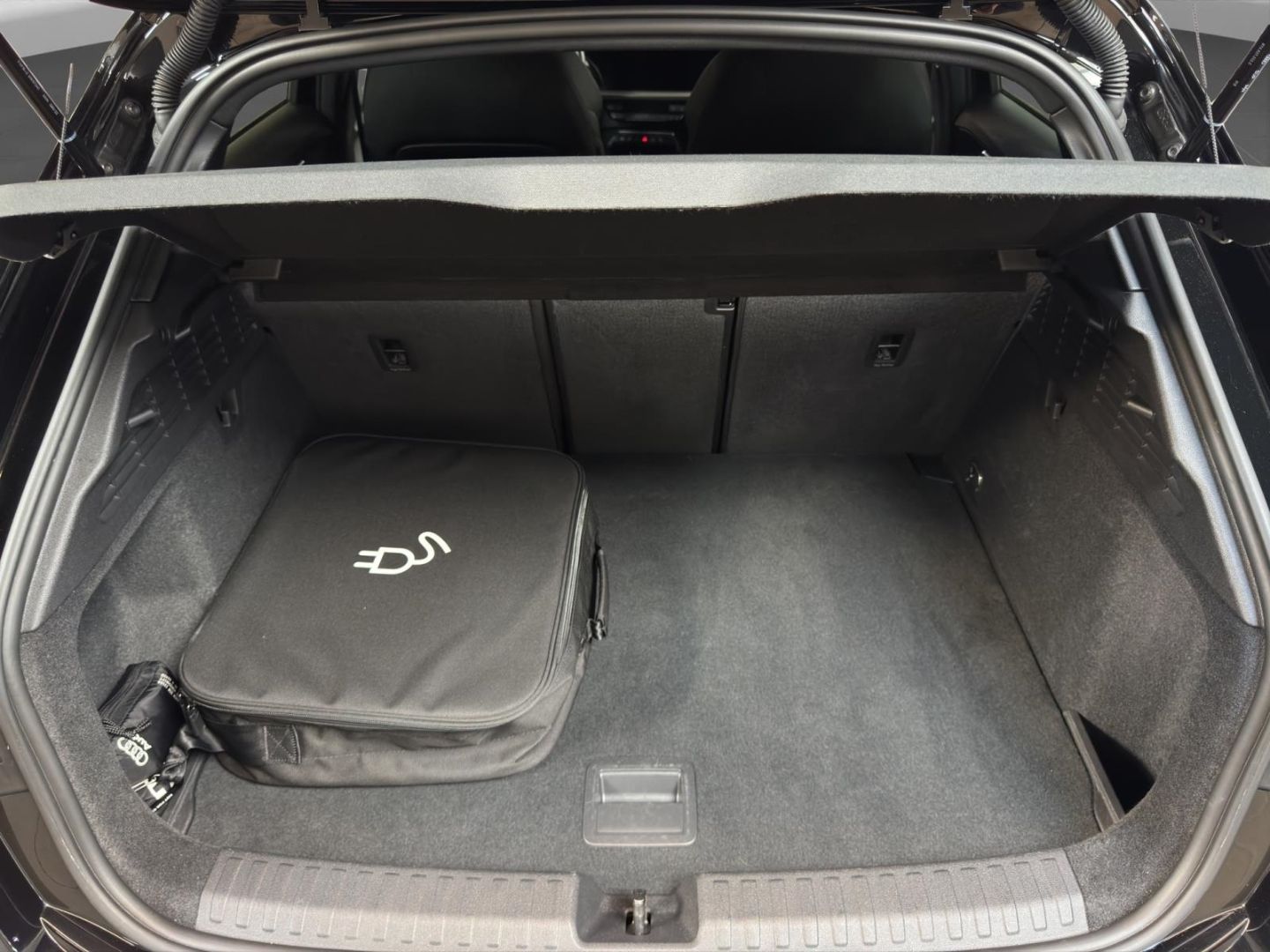 Audi A3 Sportback 40 1.4 TFSI e S line Alu LED Navi A