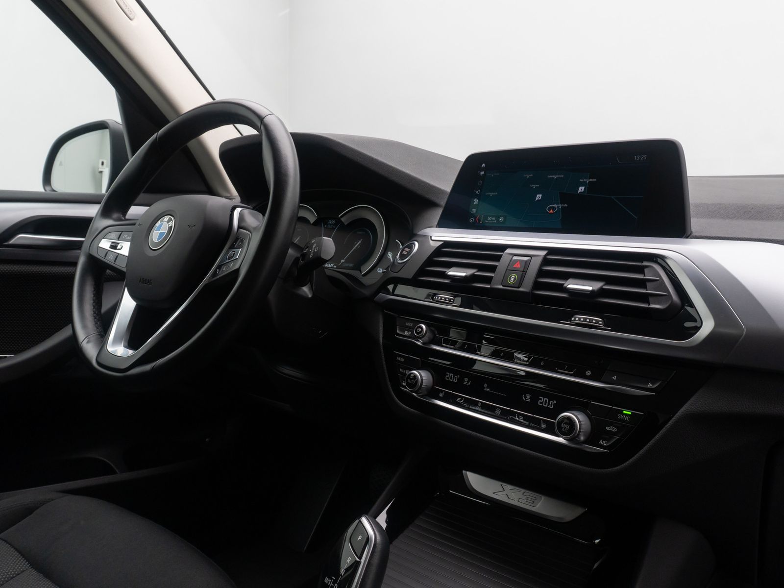 BMW X3 xD30e Kamera HUD DAB Komfort Sport LED 18Zoll