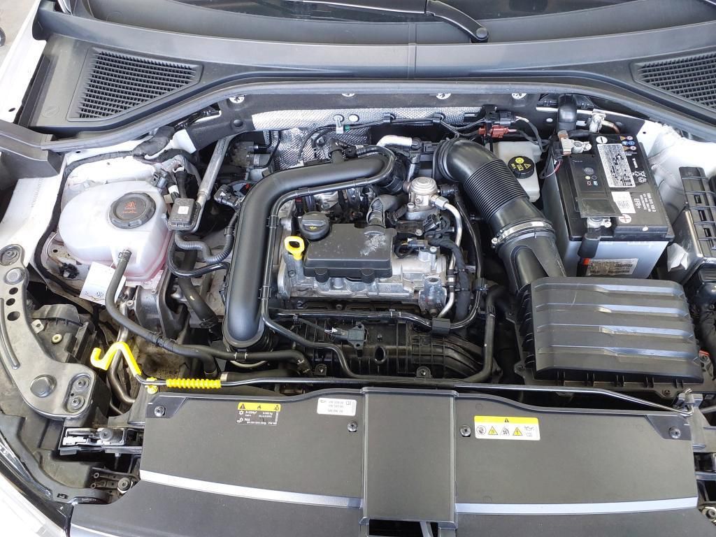 Volkswagen T-Roc 1.0 TSI - Samsaru's Car Outlet