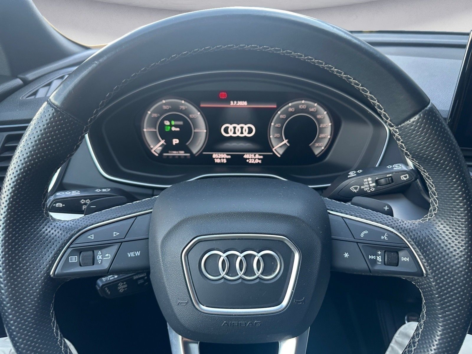 Audi Q5 50 TFSIe quattro S-tronic S-Line AHK Massage
