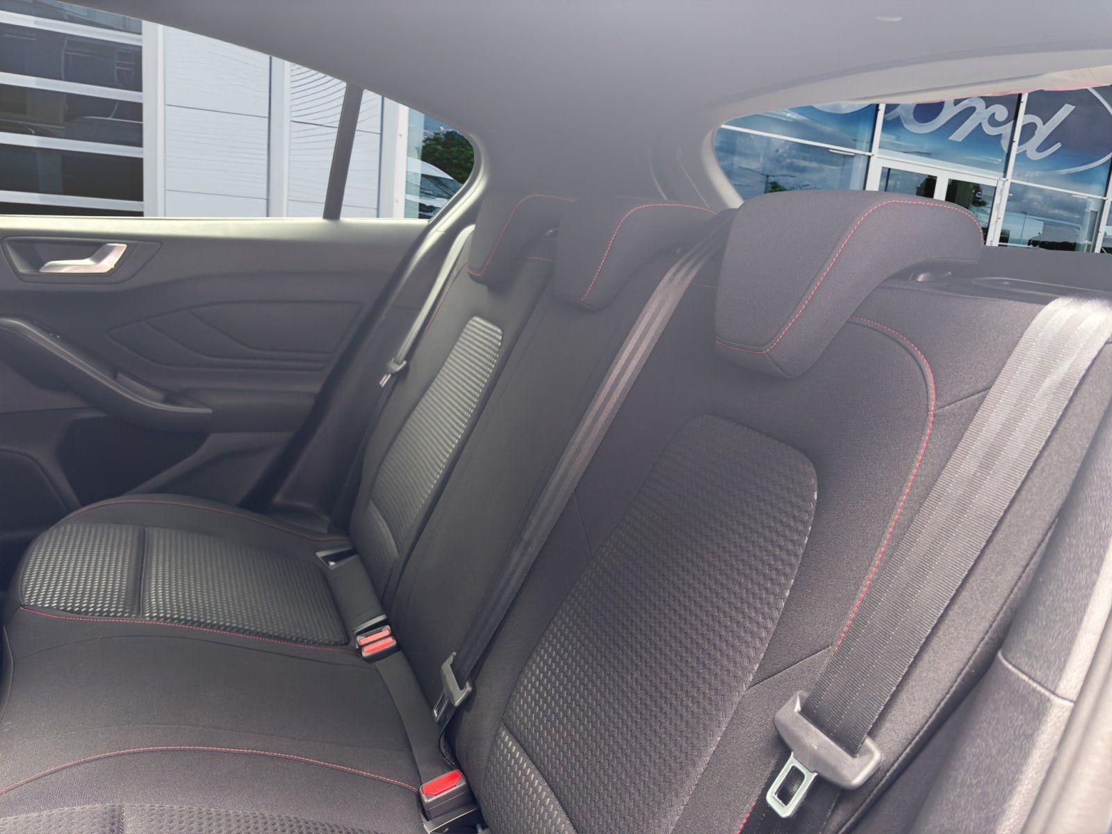 Ford Focus 1.0 Ecoboost ST-Line #Winterpaket #Fahrass