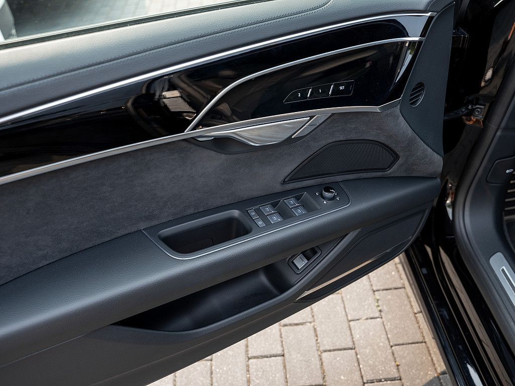 Audi A8 50 3.0 TDI quattro - Samsaru's Car Outlet