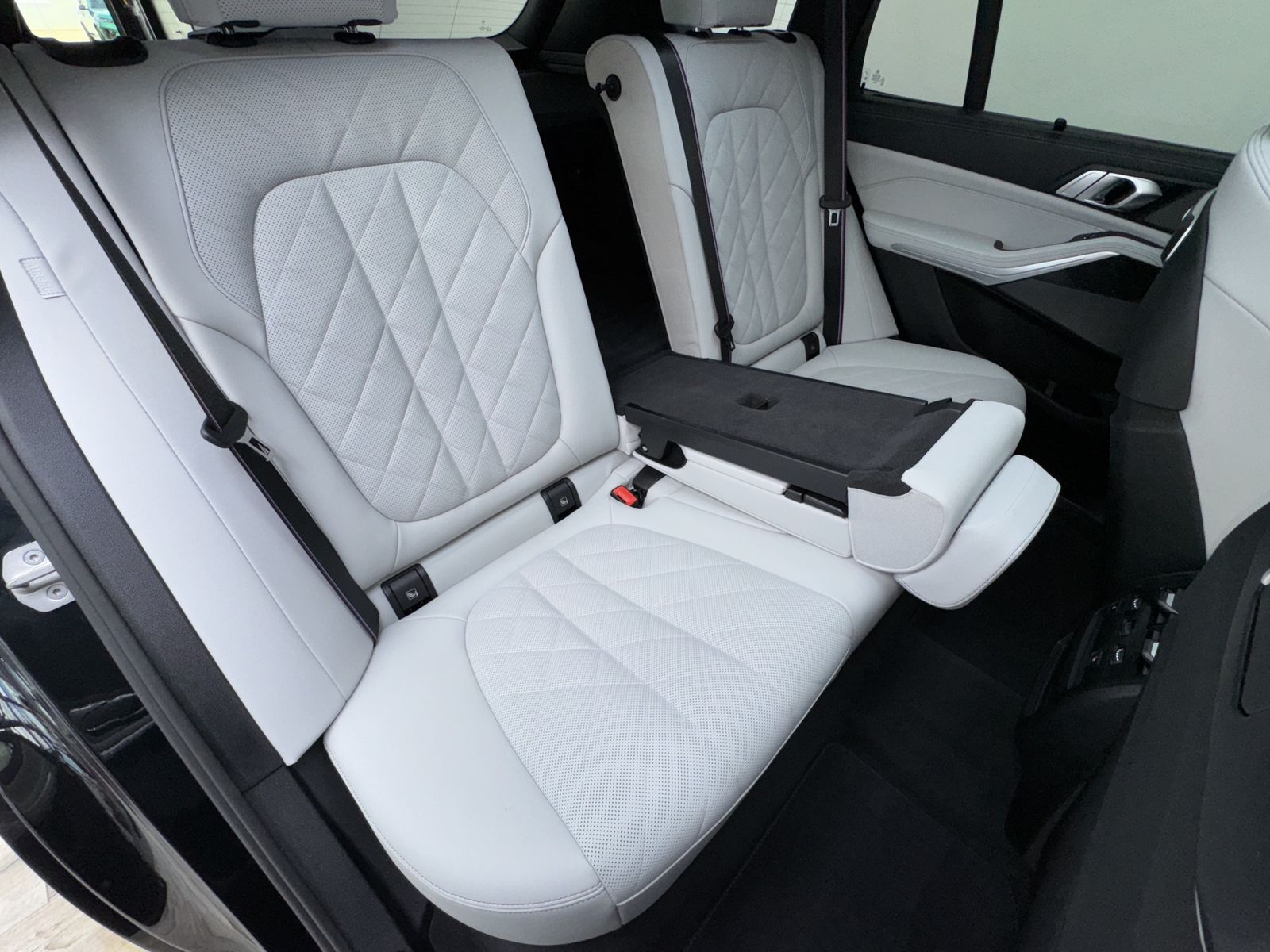 BMW X5 xDrive30d M Sport Pro Luftfeder Pano ACC 360°