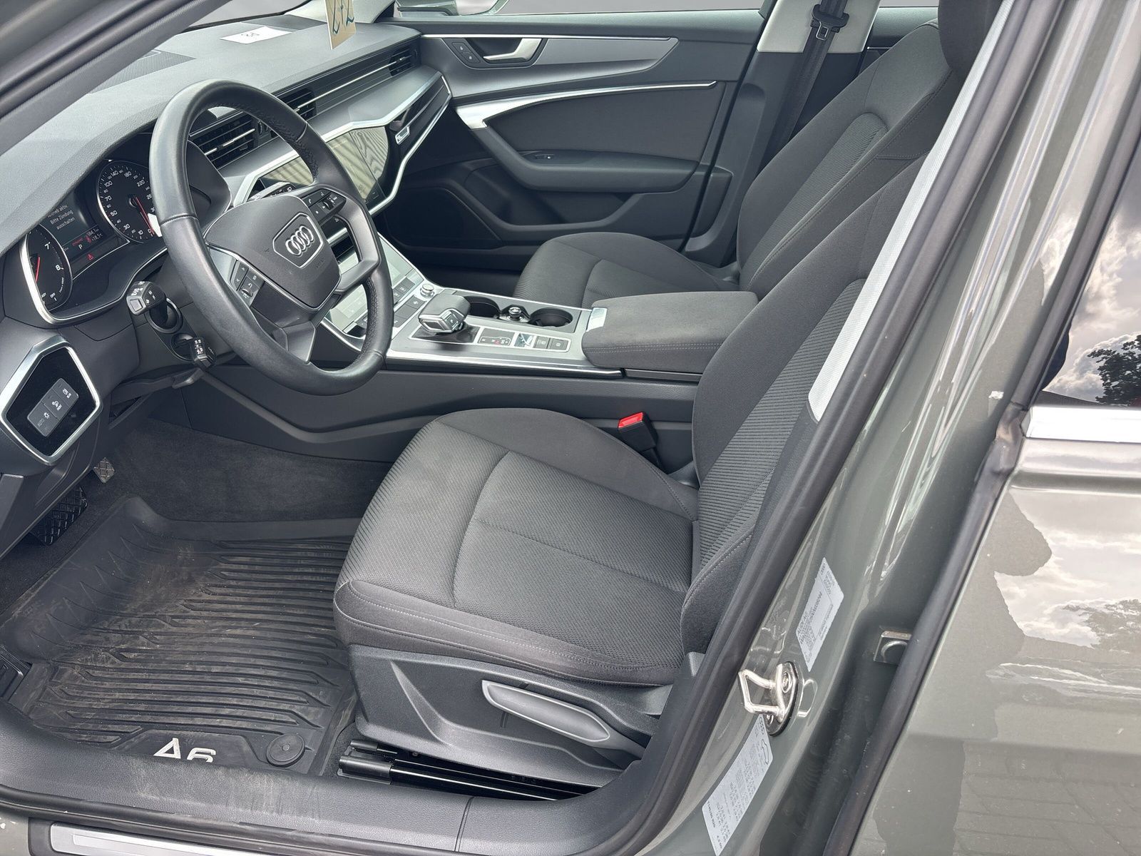 Audi A6 Avant 45 TFSI - Samsaru's Car Outlet