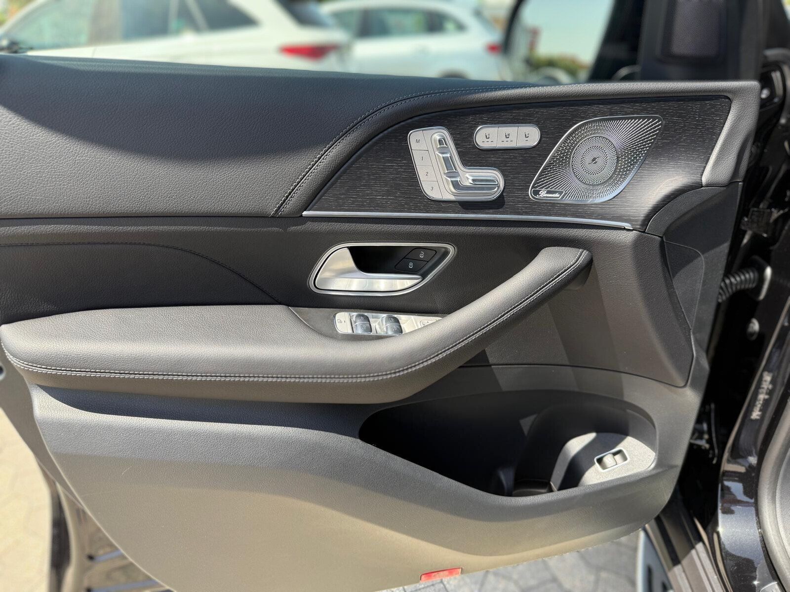Mercedes-Benz GLE 450 4M AHK/Distr/Pano/Airma/HedUp/22"/Burmes