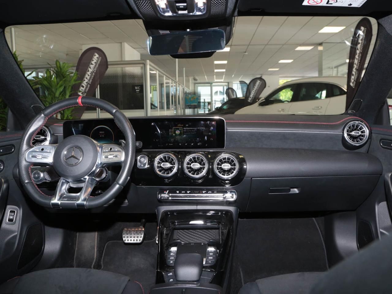 Mercedes-Benz CLA 35 AMG 4M - Samsaru's Car Outlet