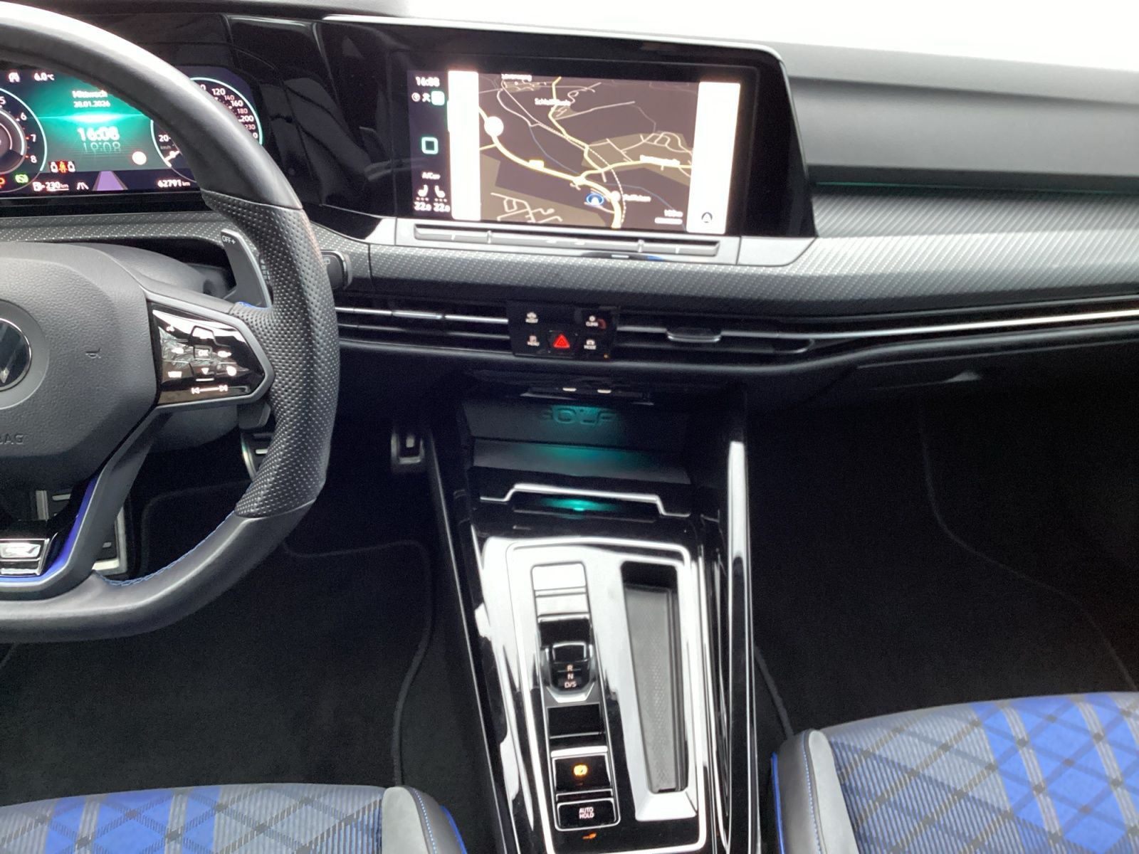 Volkswagen Golf VIII Variant R 4M DSG AHK LED Navi Kamera