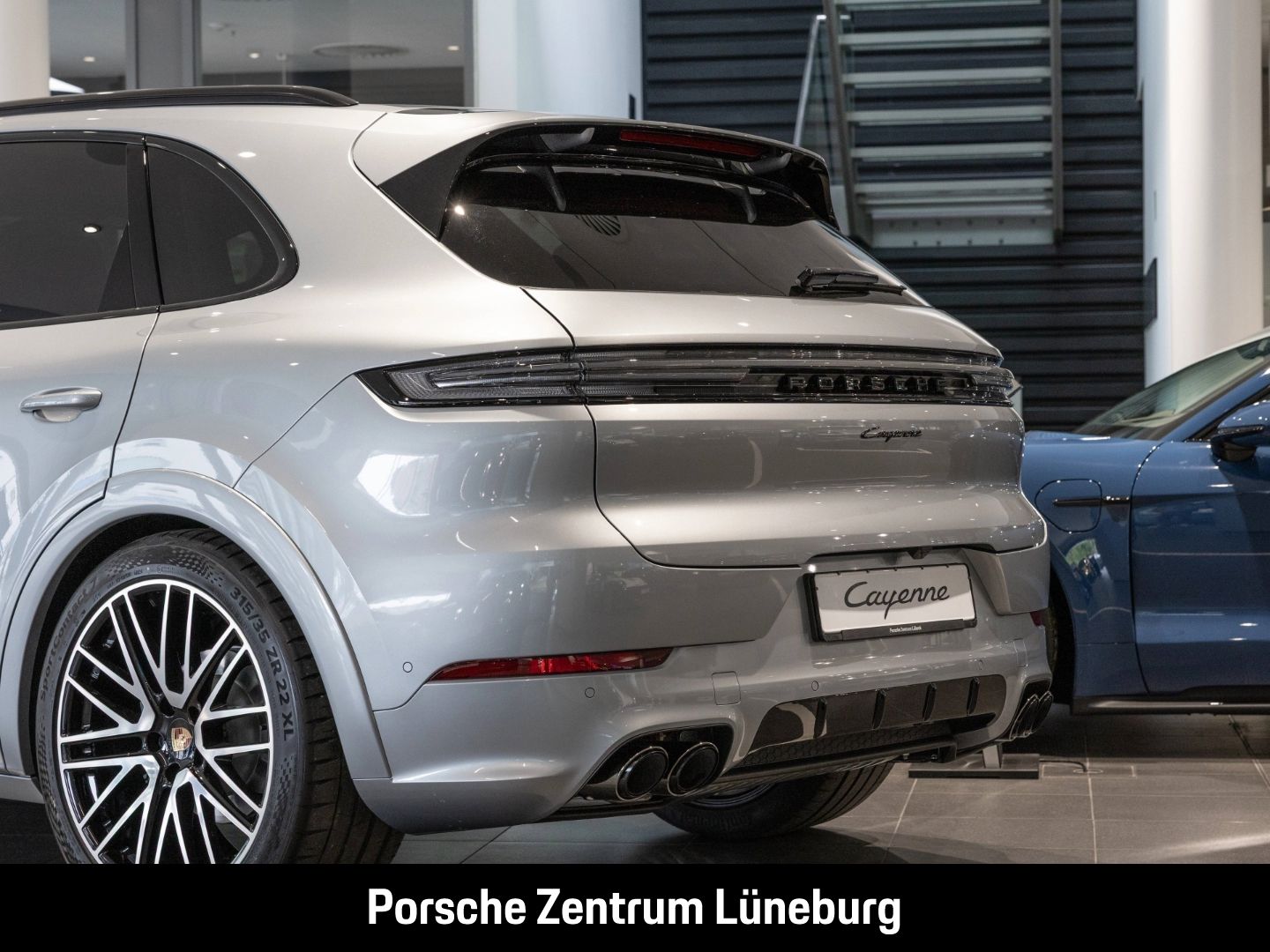 Porsche Cayenne BOSE Luftfederung Panorama Surround-View