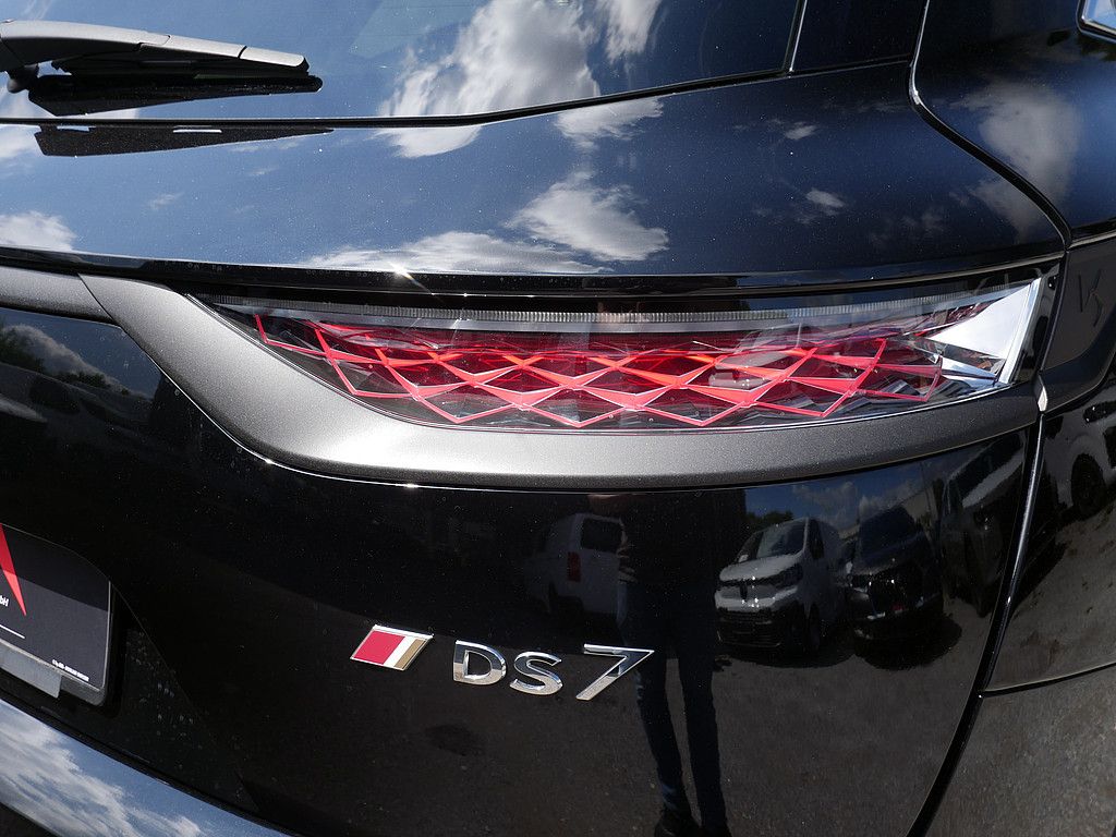 DS Automobiles DS 7 Crossback Performance Line+ E-Tense 225 LED