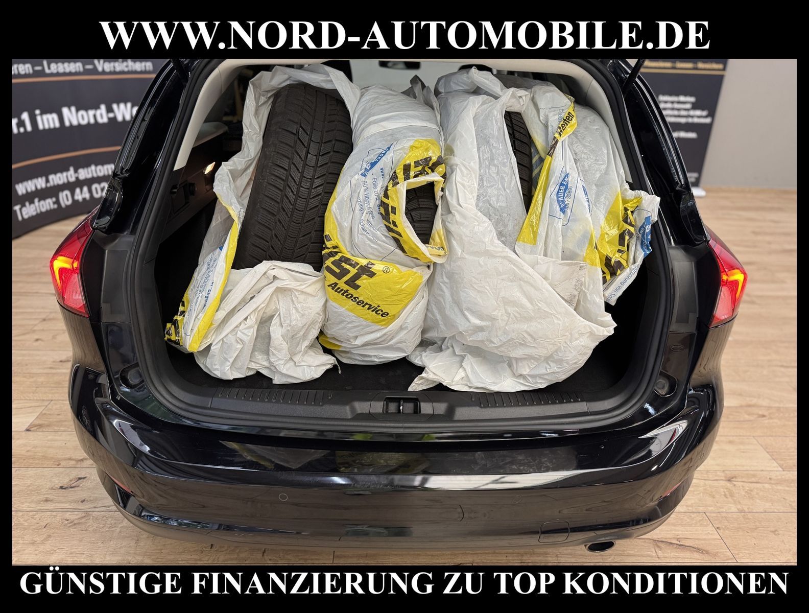 Ford Focus Turnier 1.5 Eco Titanium - Samsaru's Car Outlet