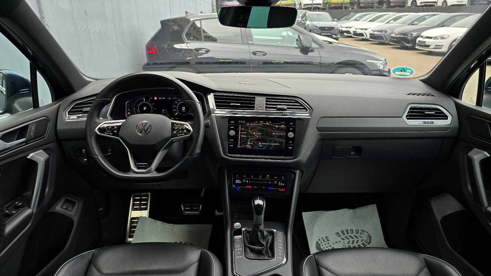 Volkswagen Tiguan 1.4 eHybrid DSG 3 x R-Line Pano/Leder/AHK